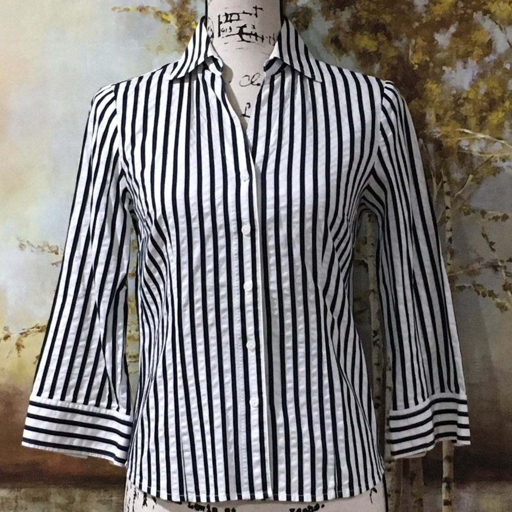 EUC TALBOTS Petite Button Down Shirt